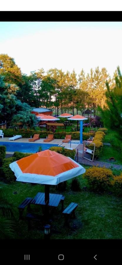 Complejo Cumelen Apartment Federación Екстериор снимка